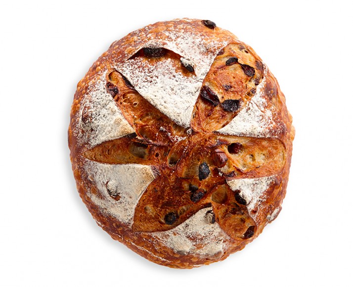 PAIN RAISINS, MIEL ET NOISETTES AU LEVAIN